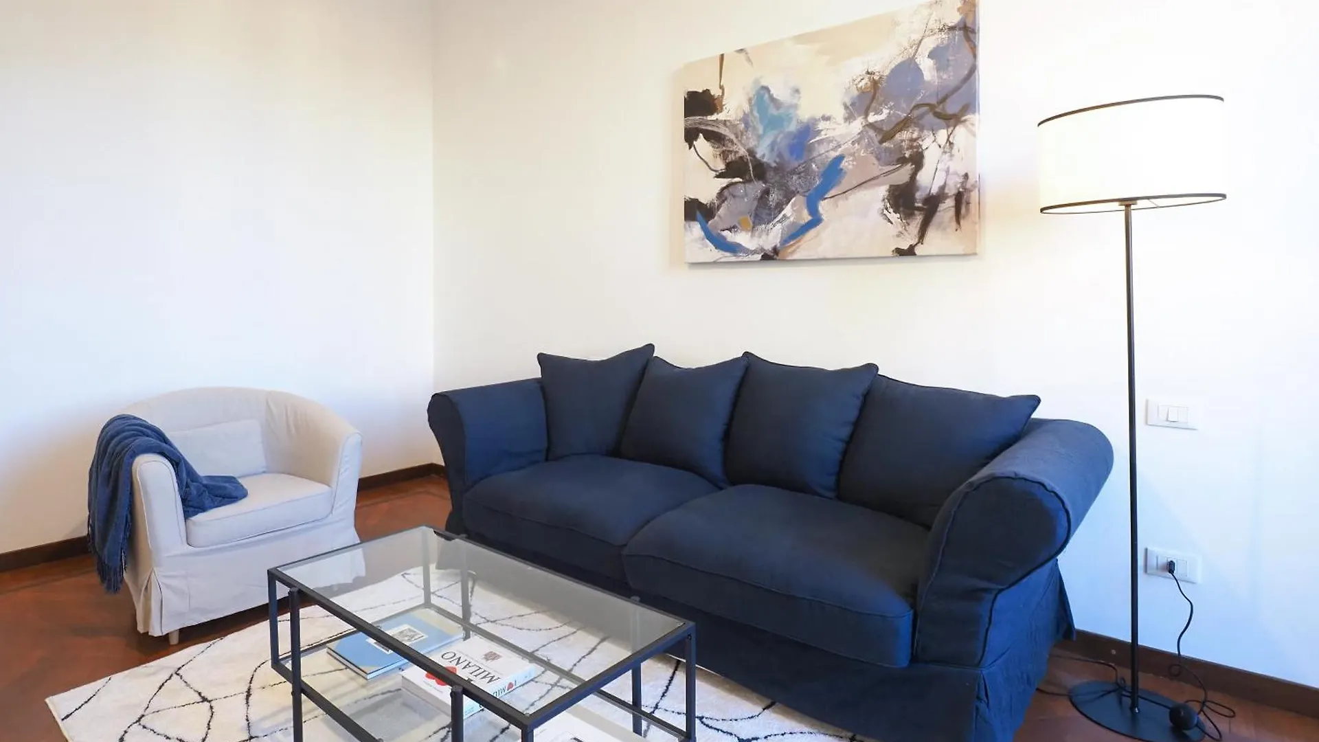 Contempora Apartments - Bilocale Piazza Grandi, 3 Milán