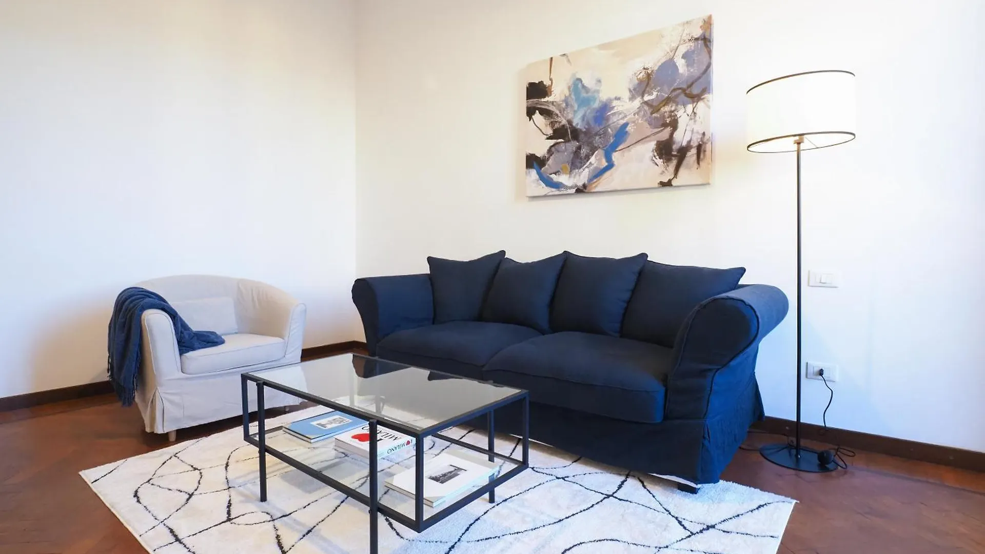 Contempora Apartments - Bilocale Piazza Grandi, 3 Milán 0*,