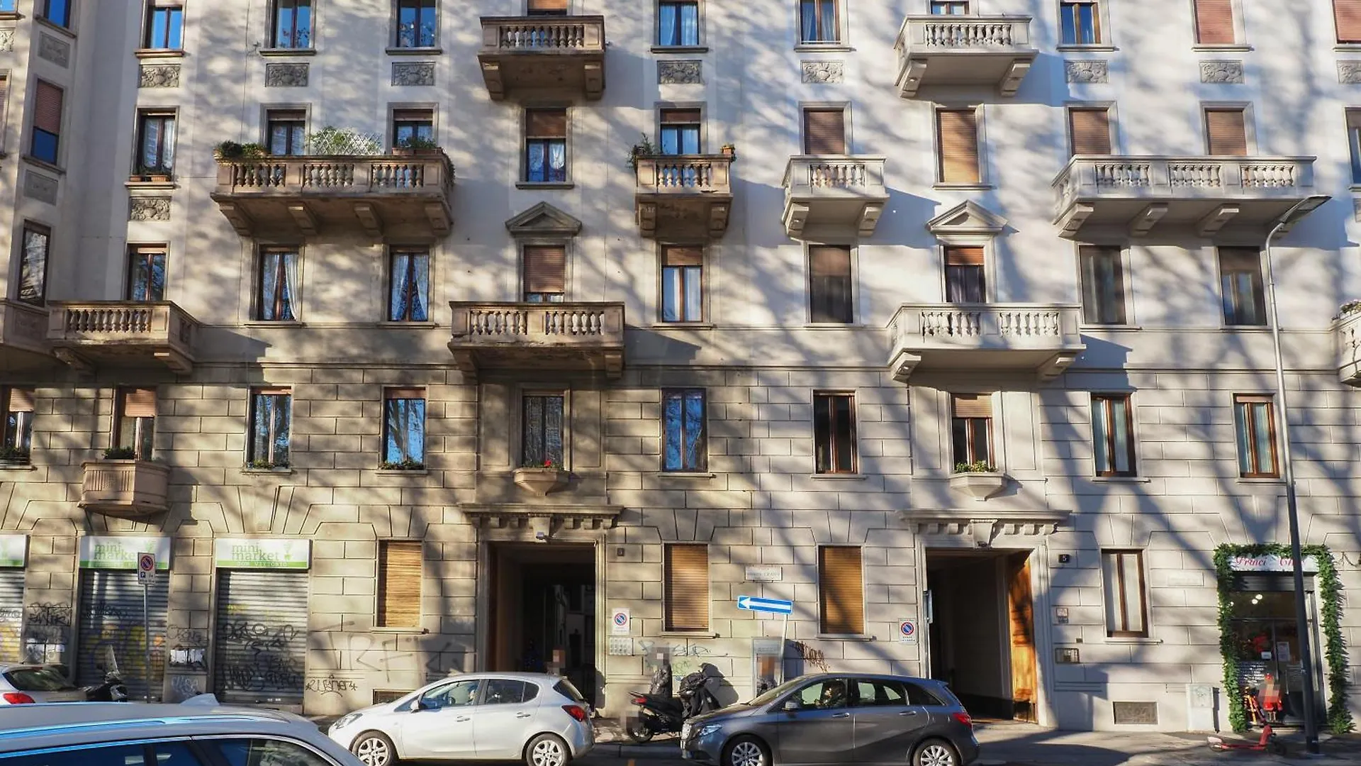 Contempora Apartments - Bilocale Piazza Grandi, 3 Milán 0*,  Itálie