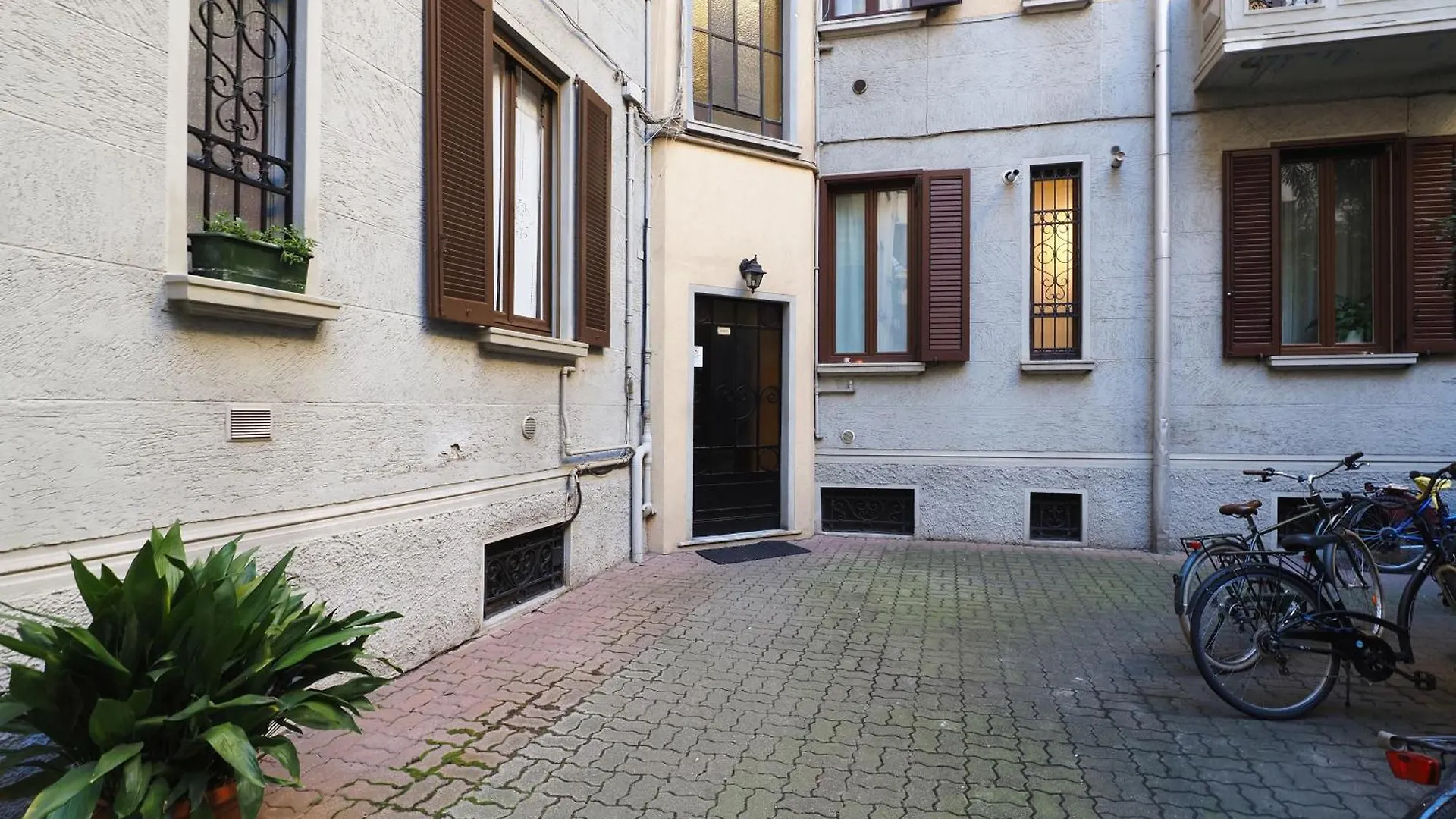 Contempora Apartments - Bilocale Piazza Grandi, 3 Milán