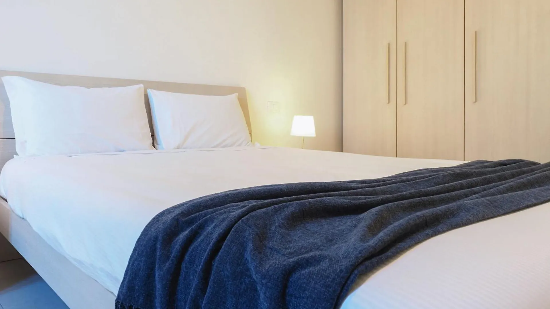 Contempora Apartments - Bilocale Piazza Grandi, 3 Milán